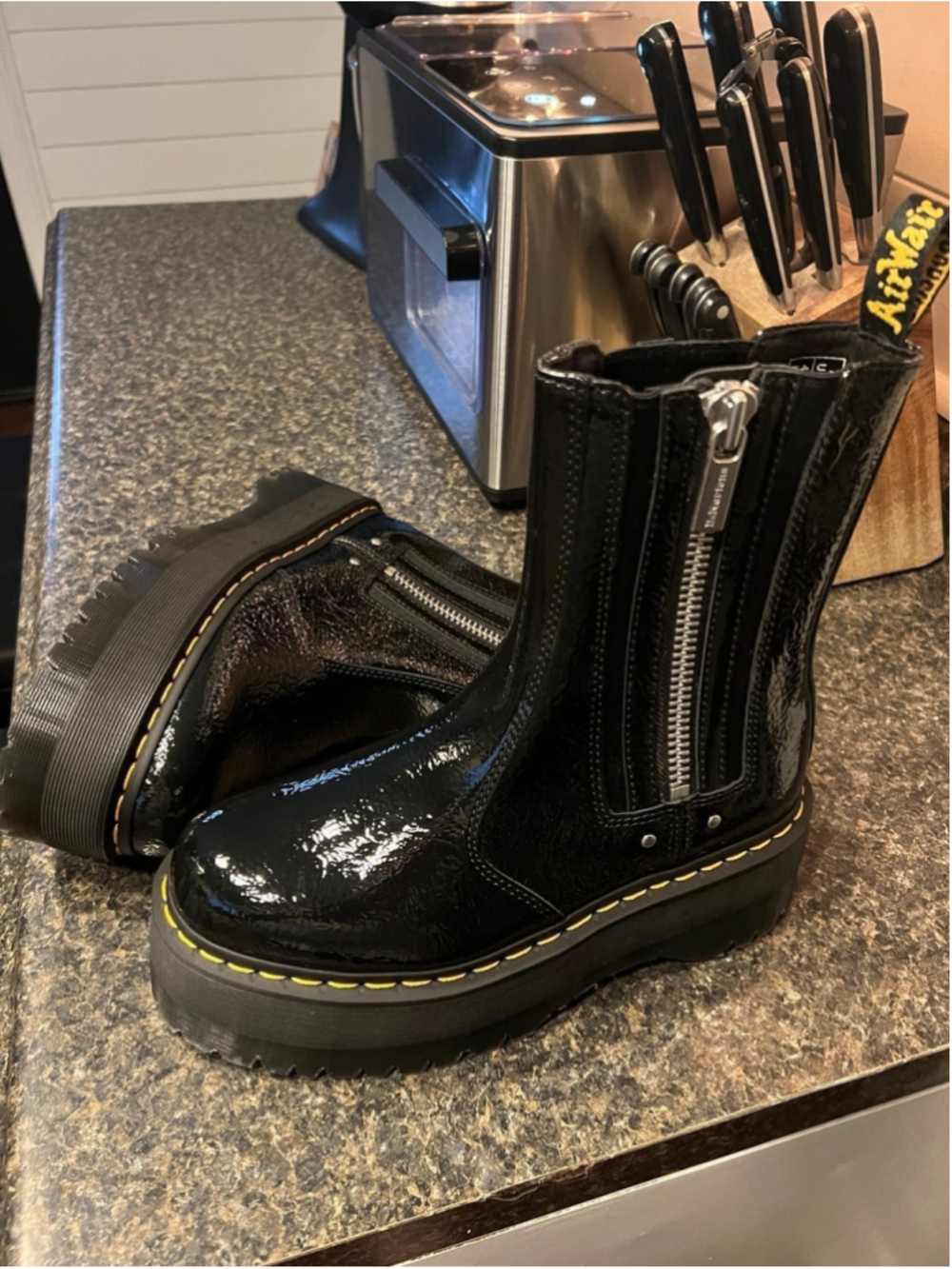 New Dr Martens Chelsea Max Distressed Platform Boots 6 - Picture 8 of 10